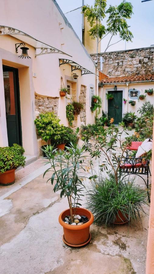 La Casetta Al Centro Di Olbia Exteriér fotografie