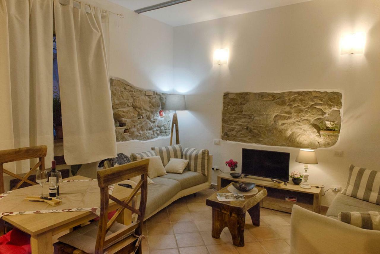 La Casetta Al Centro Di Olbia Exteriér fotografie